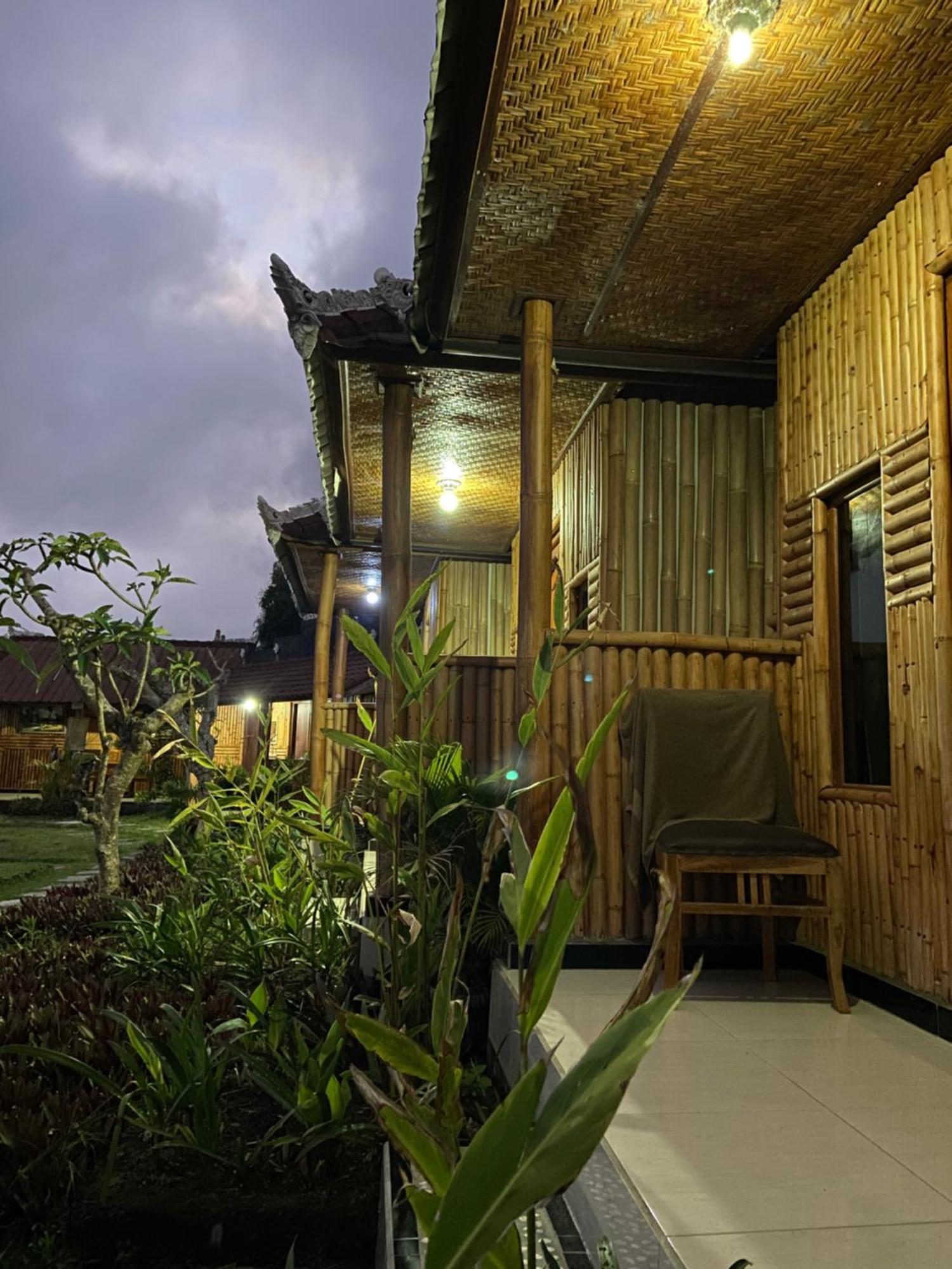 D'Yoga Bamboo House 호텔 킨타마니 외부 사진