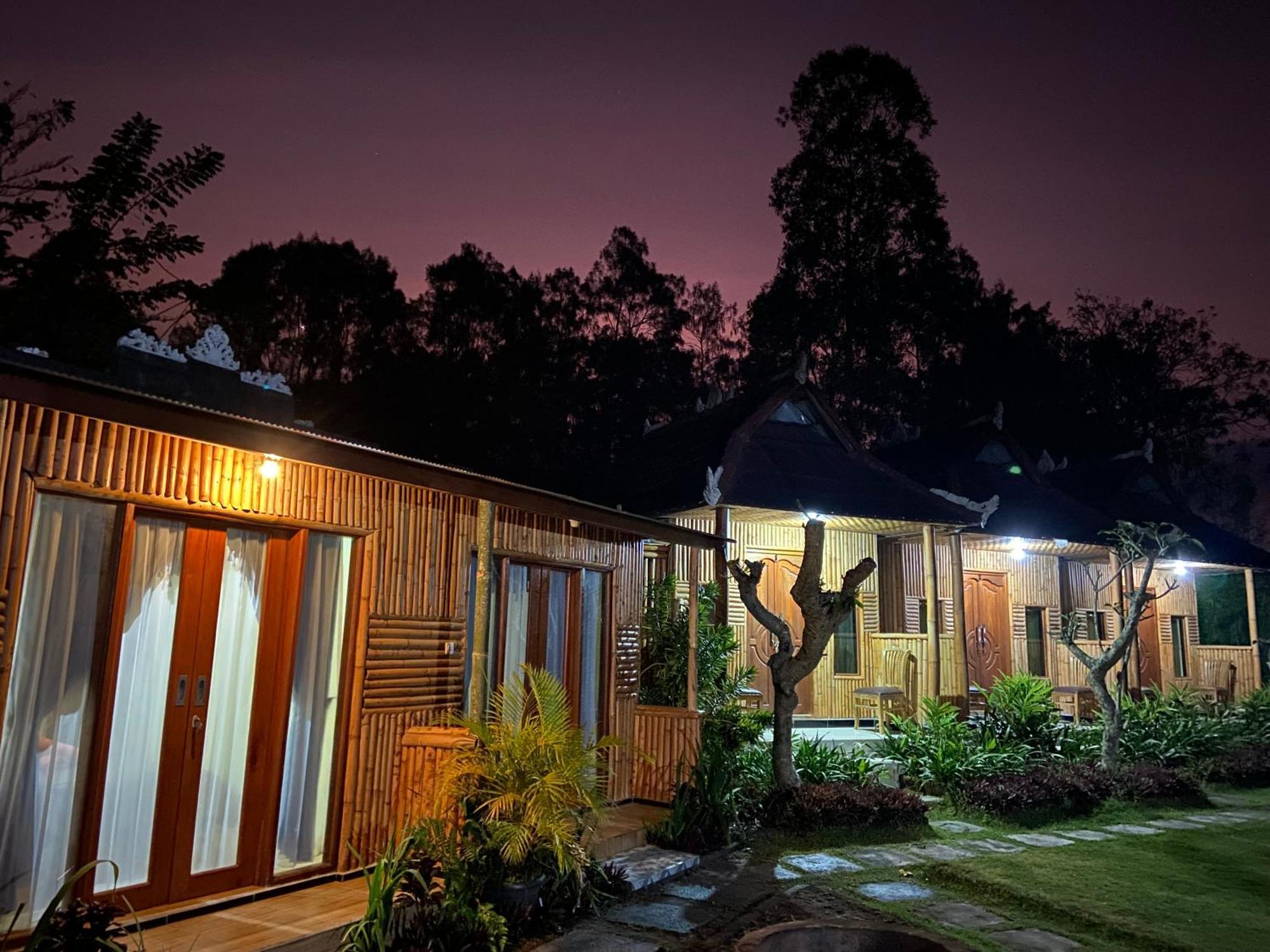 D'Yoga Bamboo House 호텔 킨타마니 외부 사진