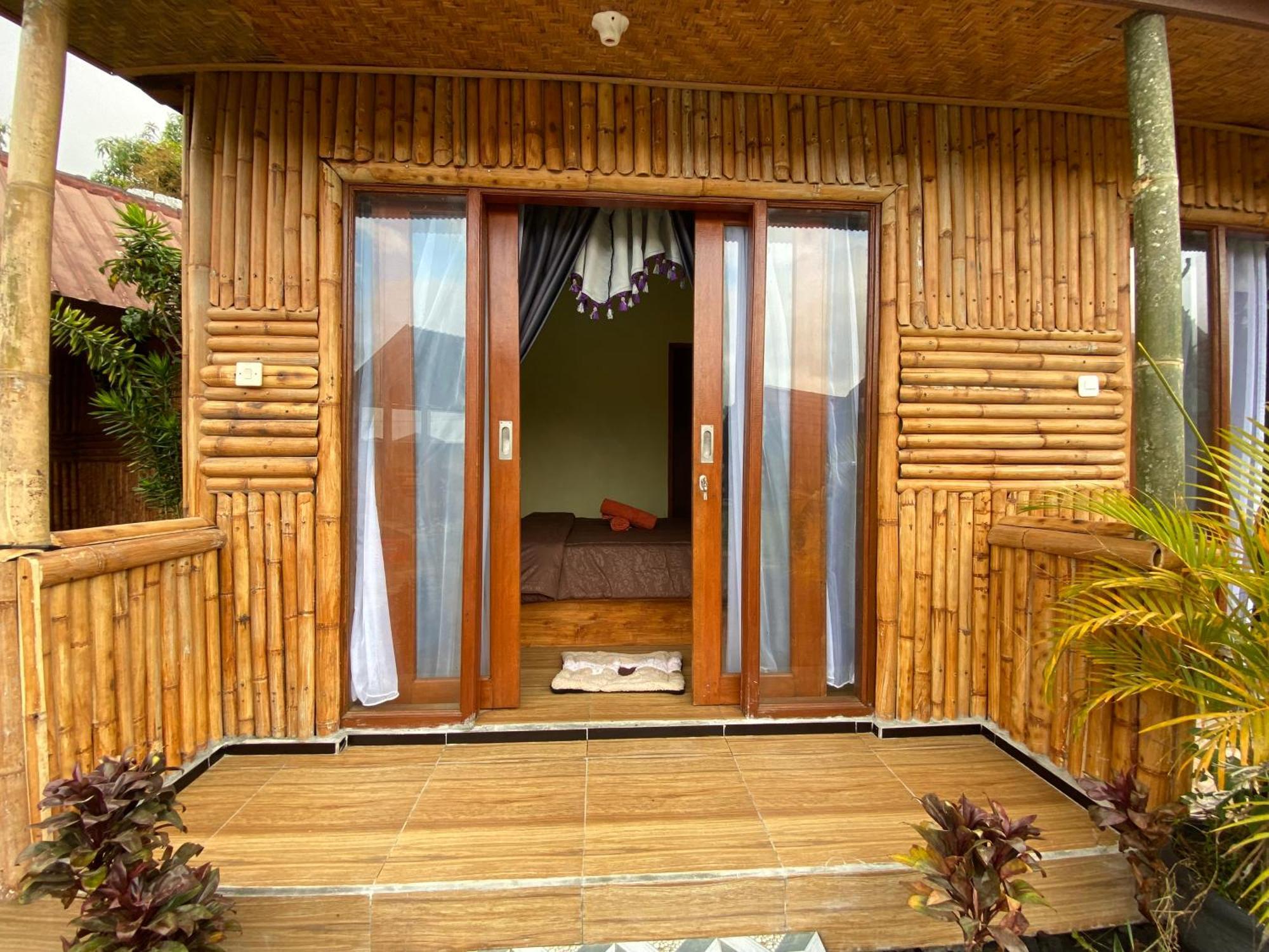 D'Yoga Bamboo House 호텔 킨타마니 외부 사진