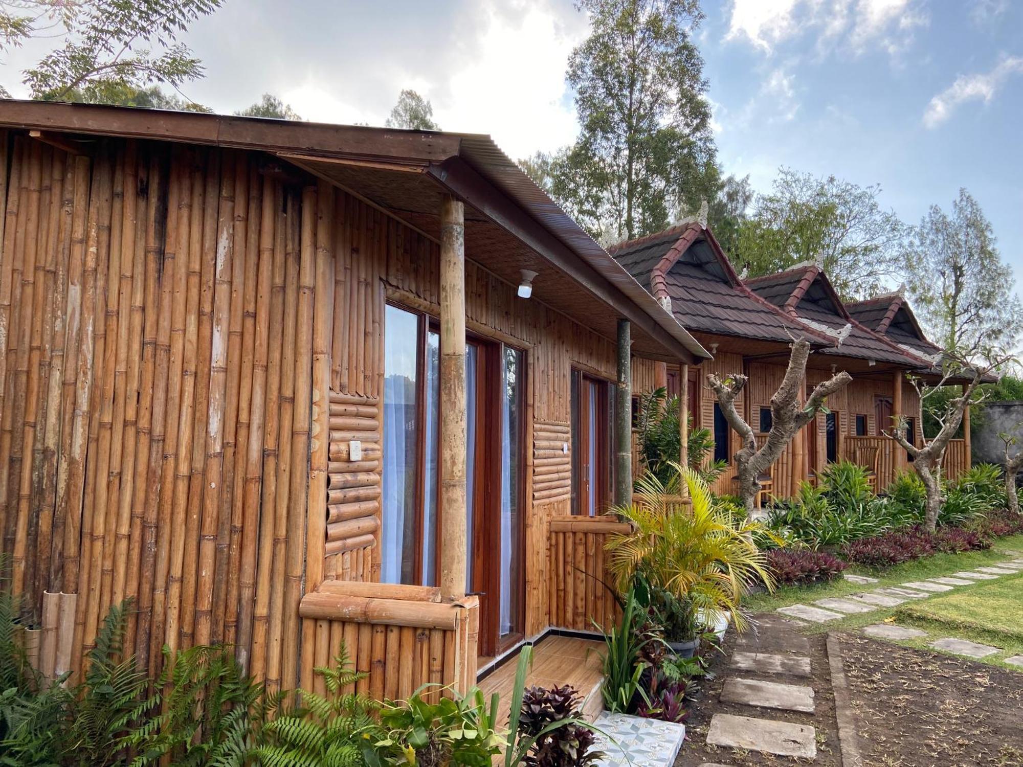 D'Yoga Bamboo House 호텔 킨타마니 외부 사진