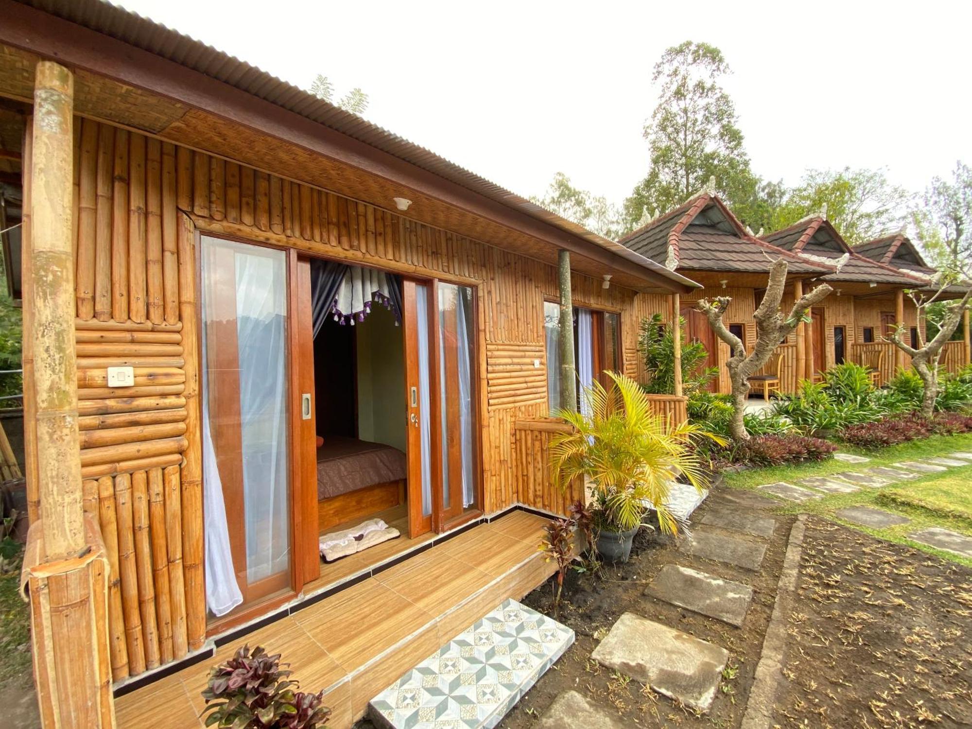 D'Yoga Bamboo House 호텔 킨타마니 외부 사진