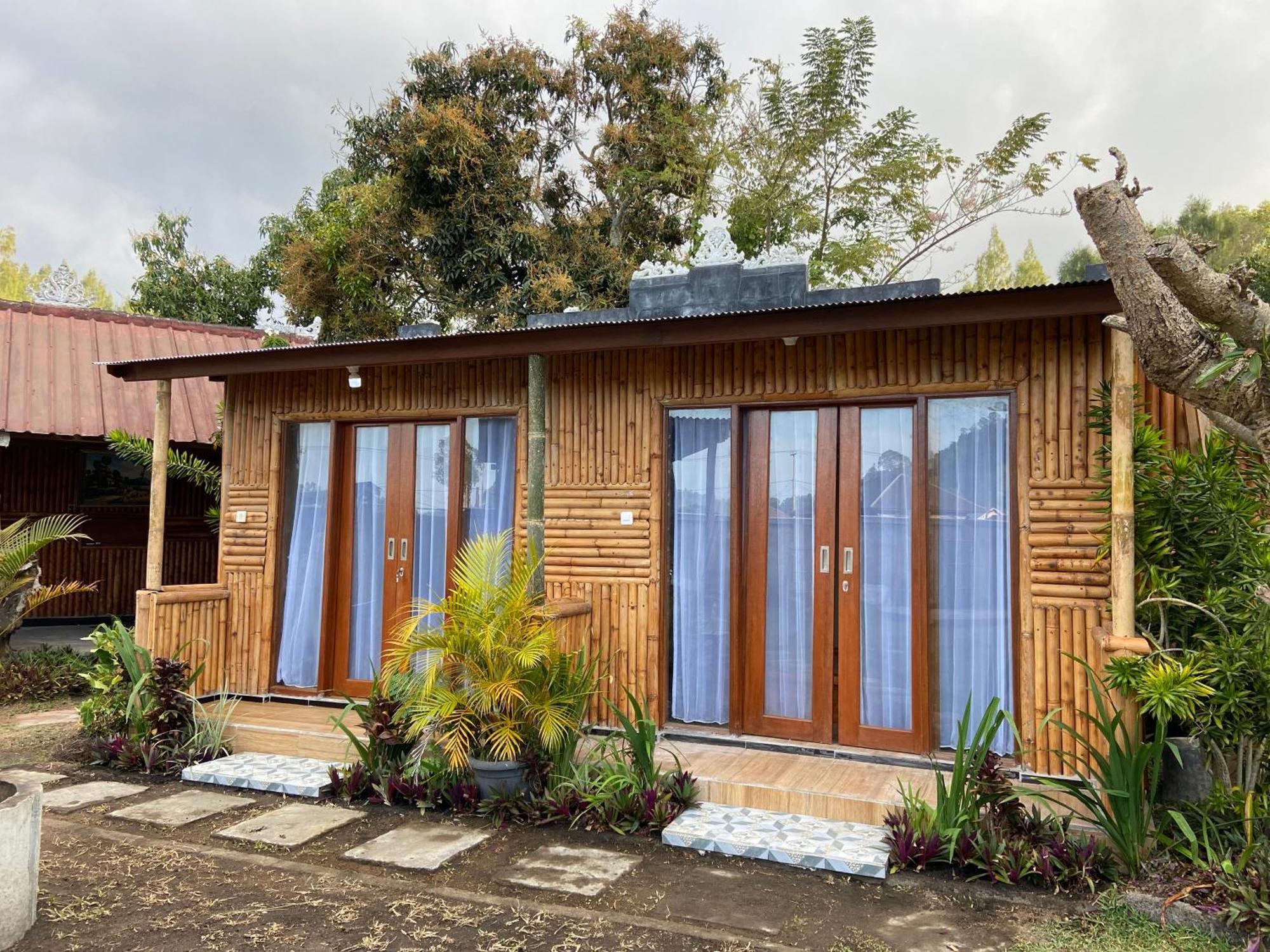 D'Yoga Bamboo House 호텔 킨타마니 외부 사진